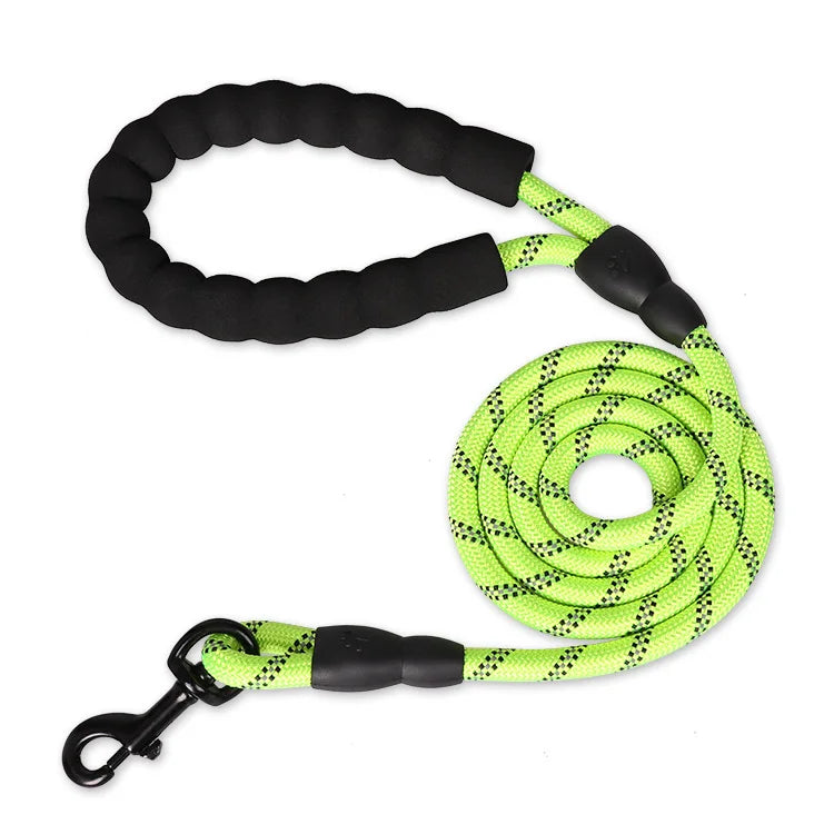 Durable Nylon Dog Leash With Padded Handle Great For Dogs