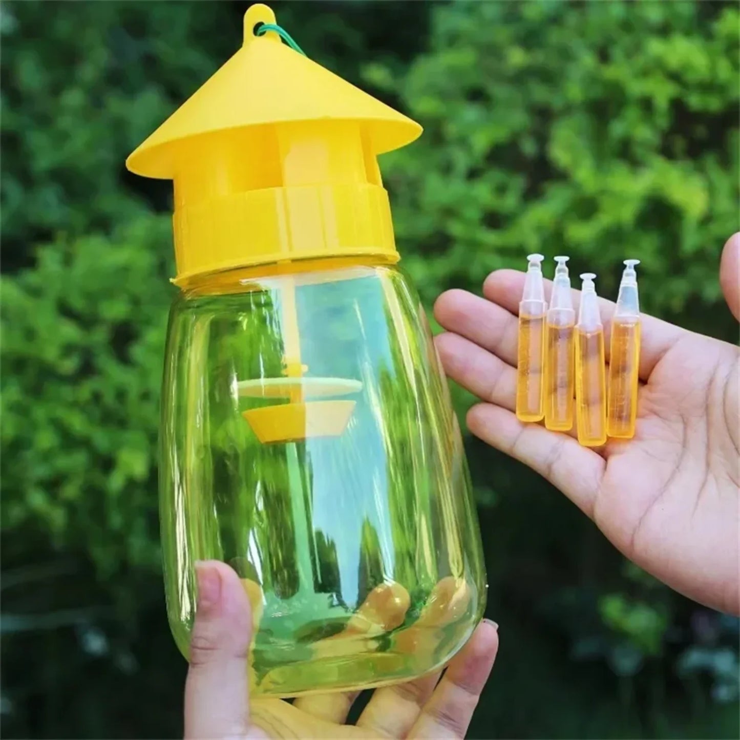 Wasp Traps Waterproof Hanging Hornet Trap Indoor Outdoor Reusable Garden