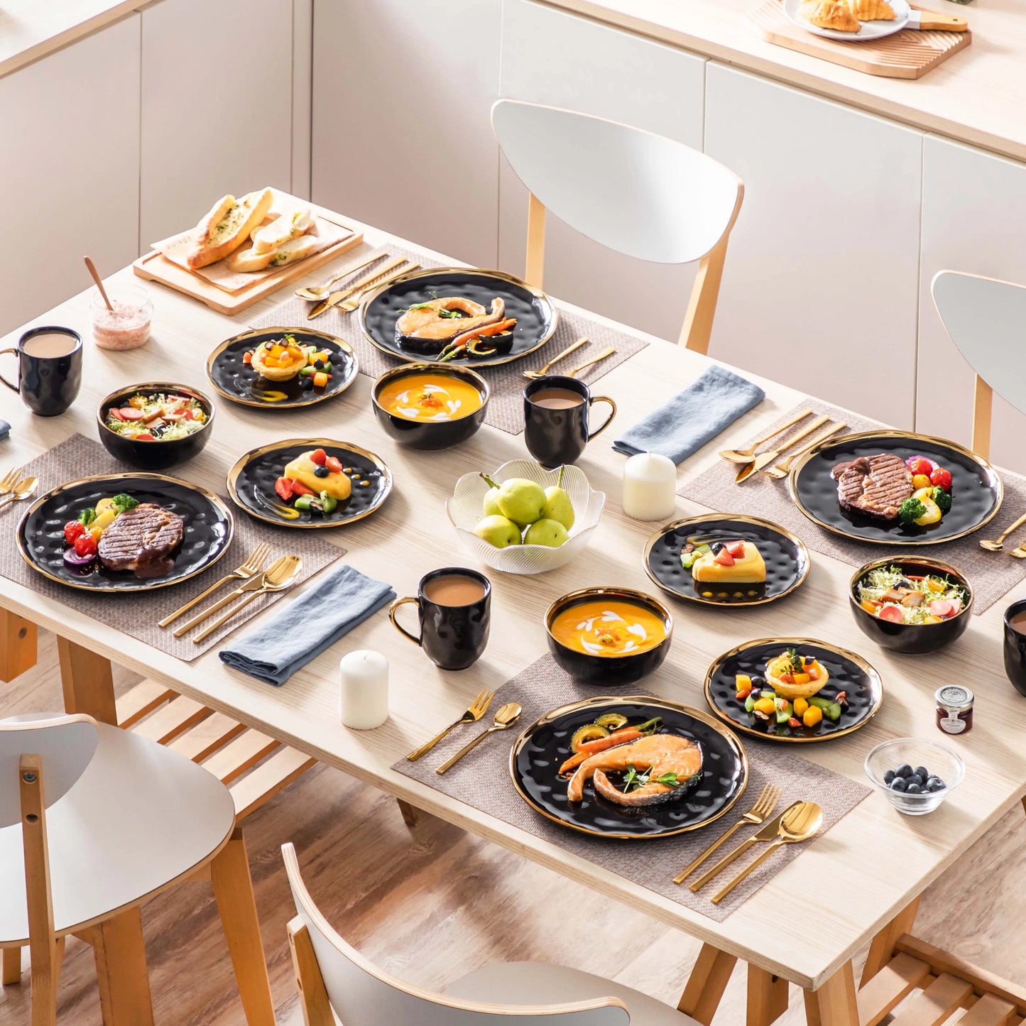 MALACASA Porcelain Dinnerware Set With Trim